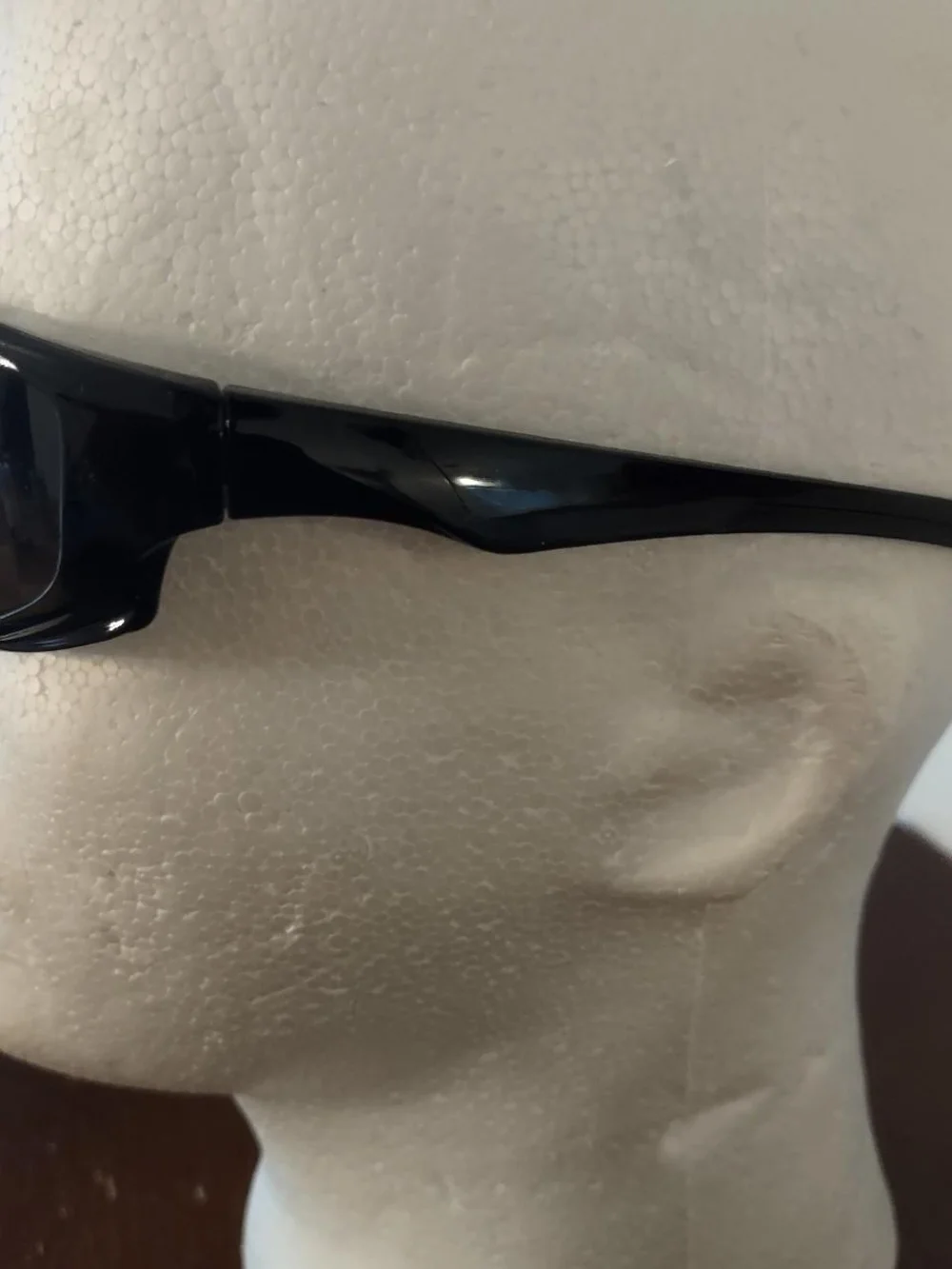 Black Y2K Wraparound sunglasses 🕶️